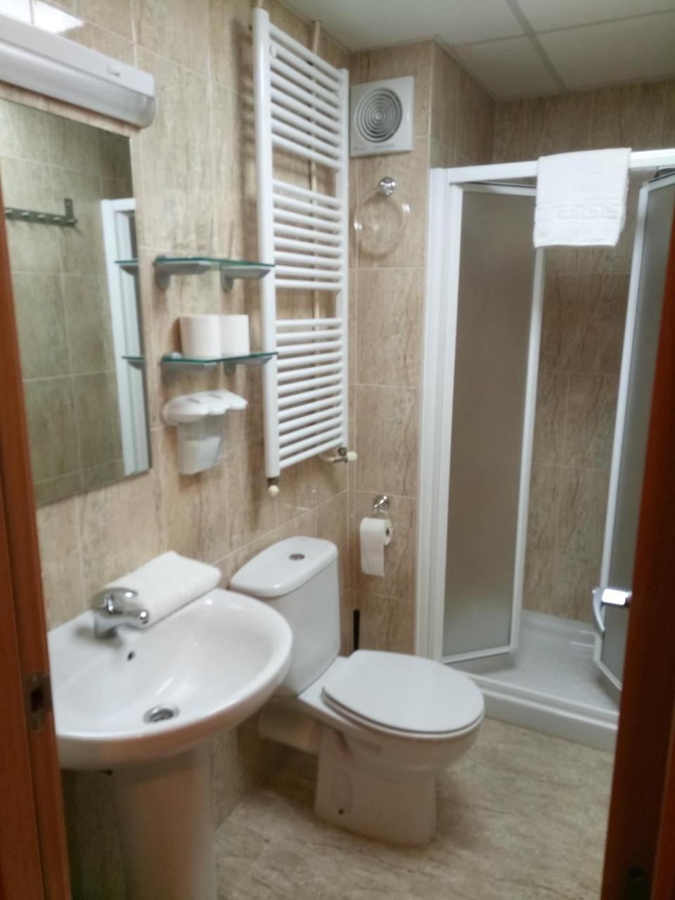 Hostal Sant Sadurni Sant Sadurni d'Anoia Room photo
